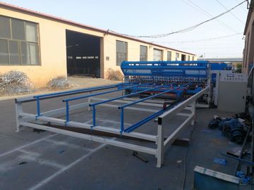 Feeding of Longitudinal Wire Mesh Fence Panel Welding Machine Width 2.5m